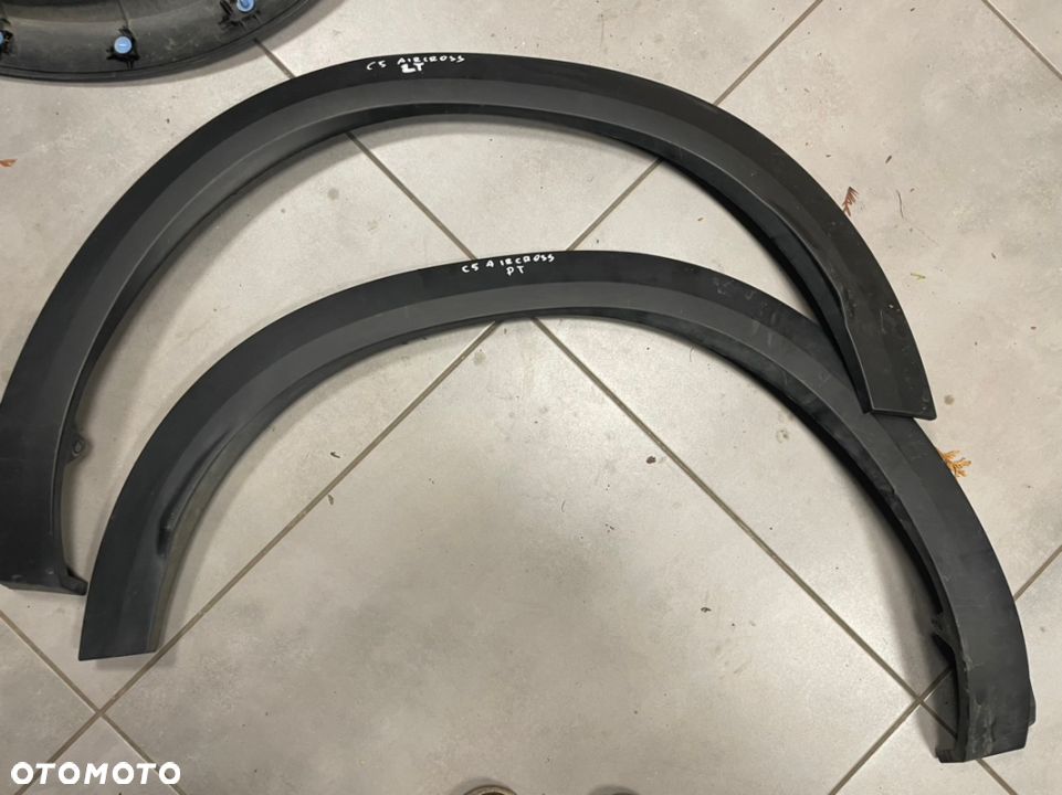 citroen c5 aircross listwa tyl - 2