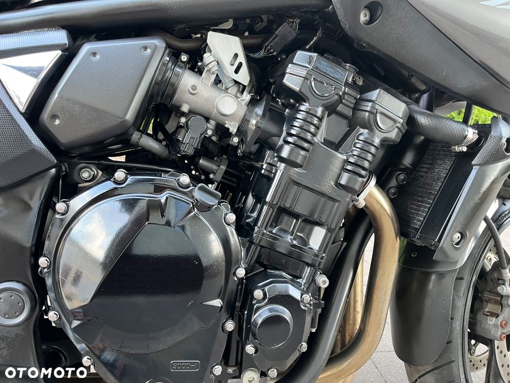 Suzuki Bandit - 10