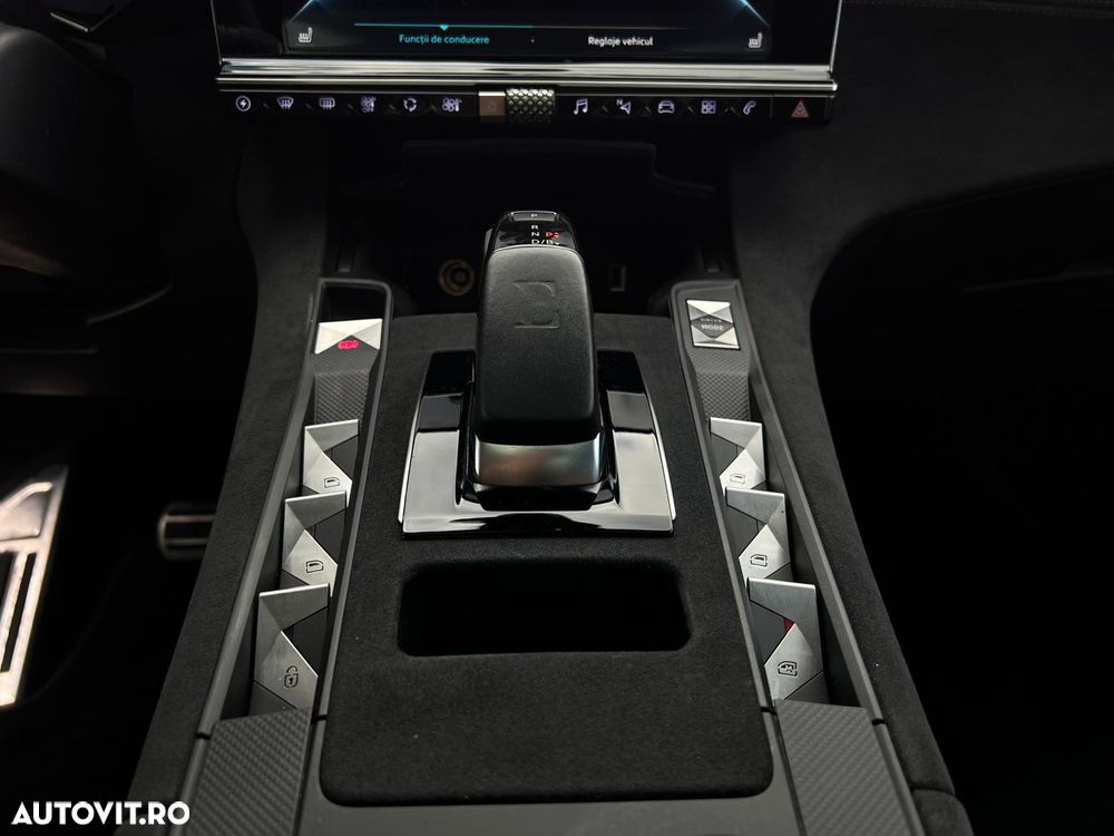 DS Automobiles DS 7 Crossback - 30