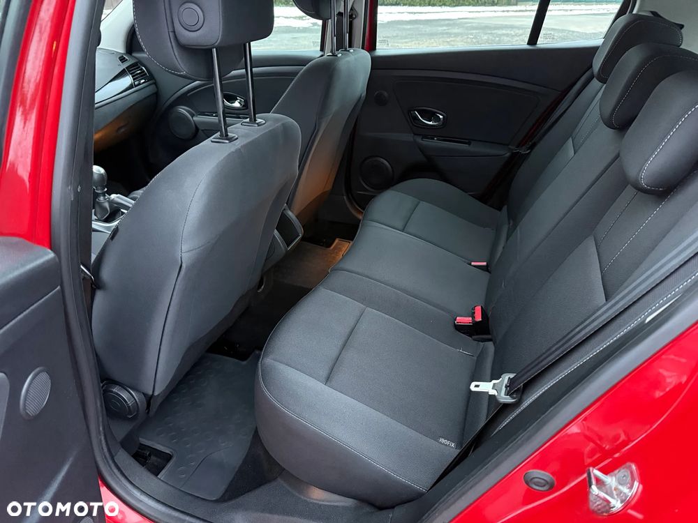 Renault Megane ENERGY dCi 110 Start & Stop Expression - 14