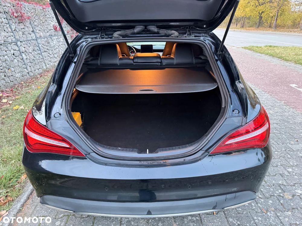Mercedes-Benz CLA 200 d 7G-DCT UrbanStyle Edition - 19