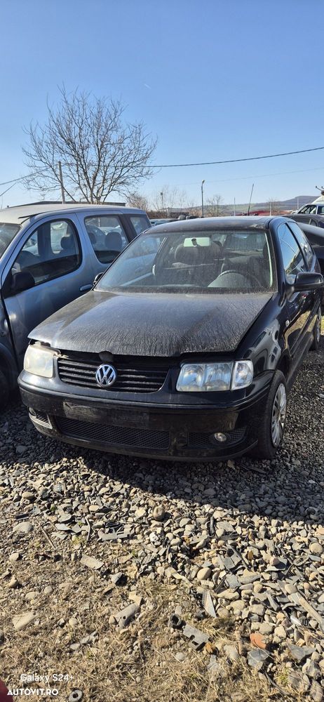 Dezmembram Volkswagen Polo 1.4 16V AUA euro 4 - 1