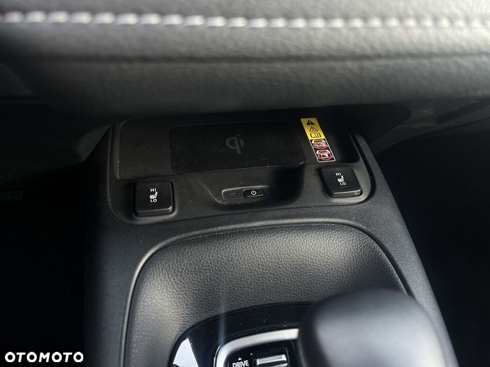 Toyota Corolla 1.8 Hybrid Comfort - 17