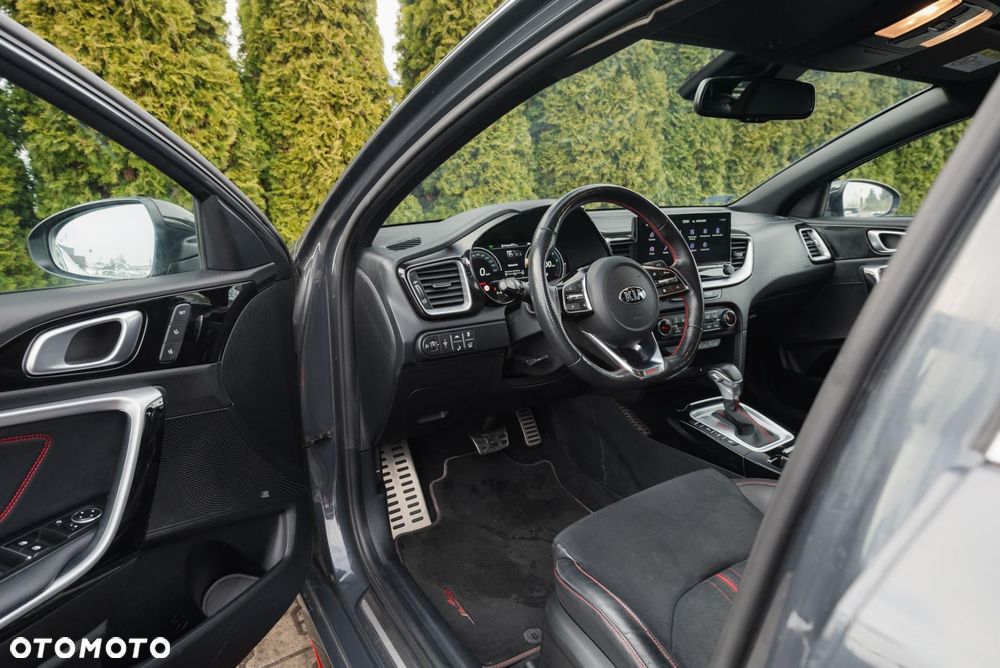 Kia ProCeed 1.6 T-GDI GT DCT - 10