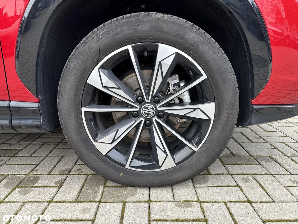 MG HS 1.5 T-GDI Exclusive DCT - 12