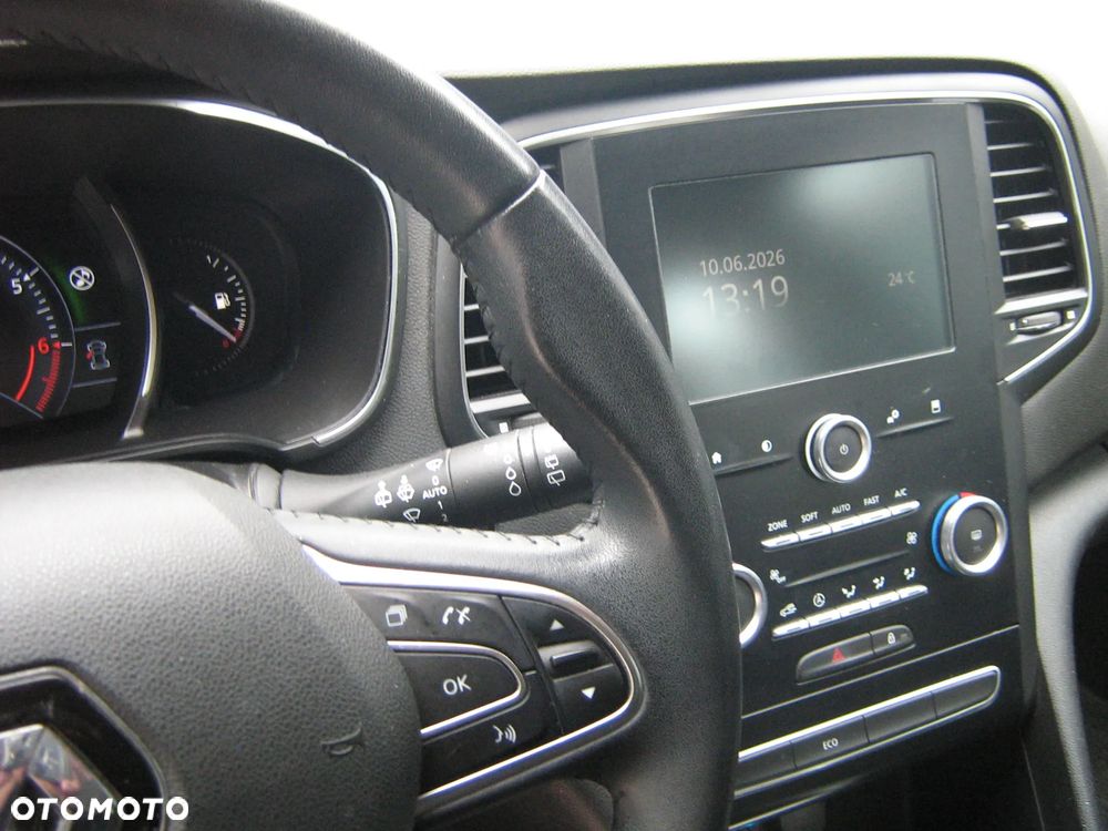 Renault Megane 1.6 SCe Limited - 12