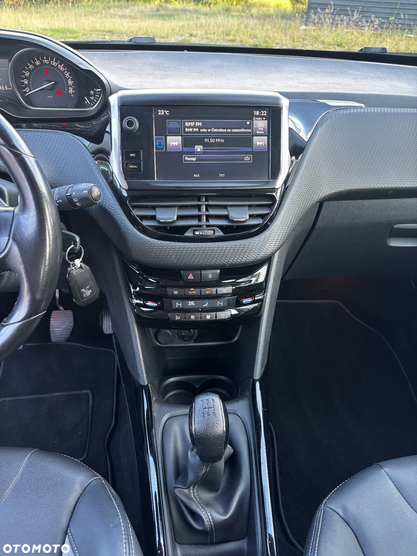 Peugeot 2008 1.2 Pure Tech GPF Allure S&S - 33