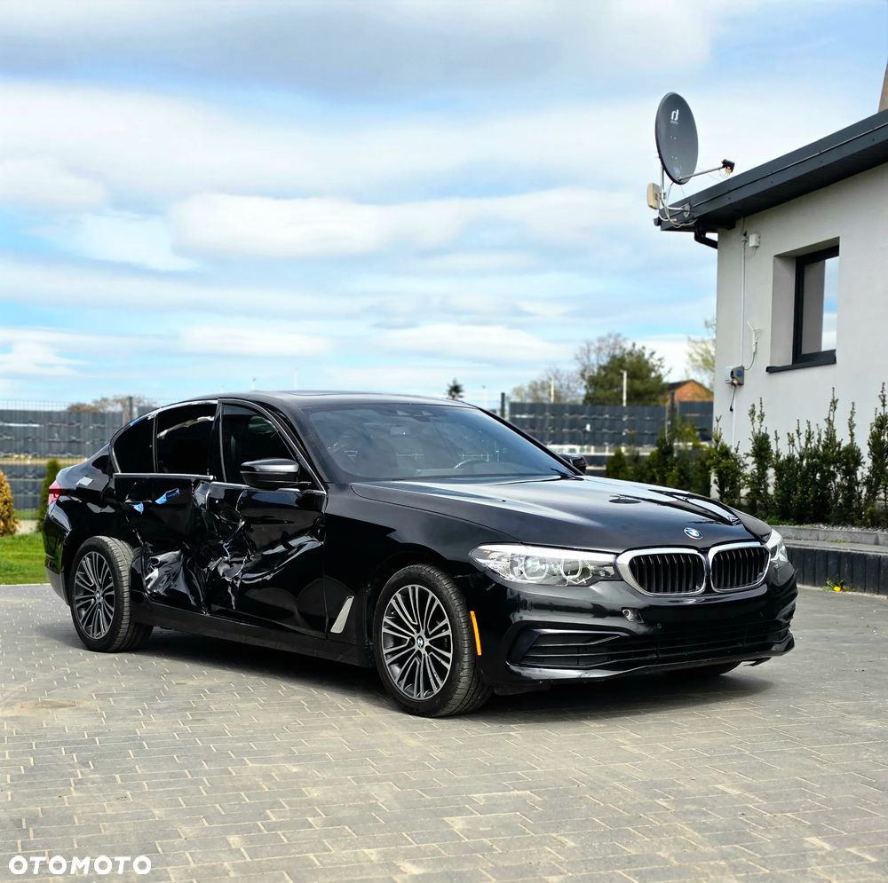 BMW Seria 5 520i Sport Line - 4