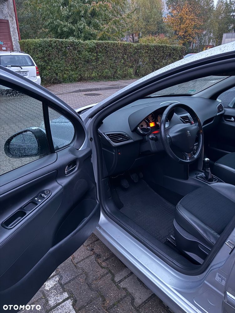 Peugeot 207 120 Premium - 20