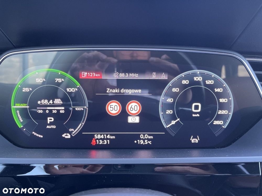 Audi e-tron 50 Quattro Advanced - 32