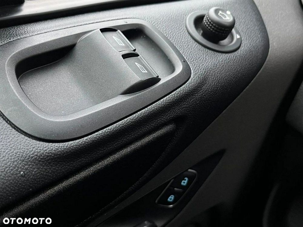 Ford Transit Custom - 34
