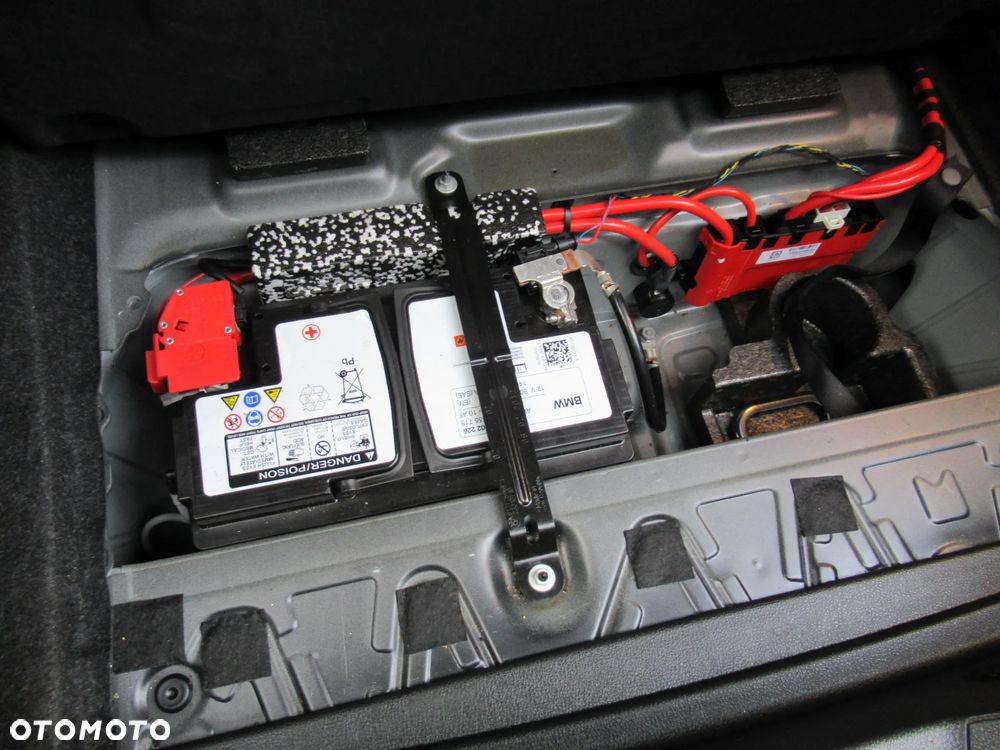 BMW Seria 1 116i - 19