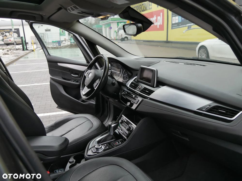 BMW Seria 2 218d Luxury Line - 18
