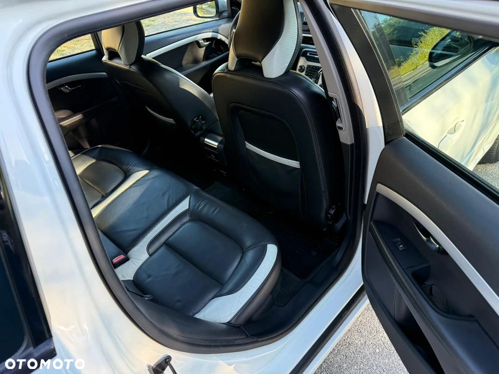 Volvo V70 D4 AWD Geartronic RDesign - 11