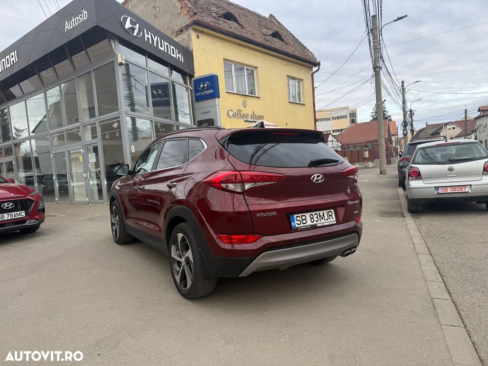 Hyundai Tucson 2.0 CRDI 4WD 6AT Luxury+ - 1
