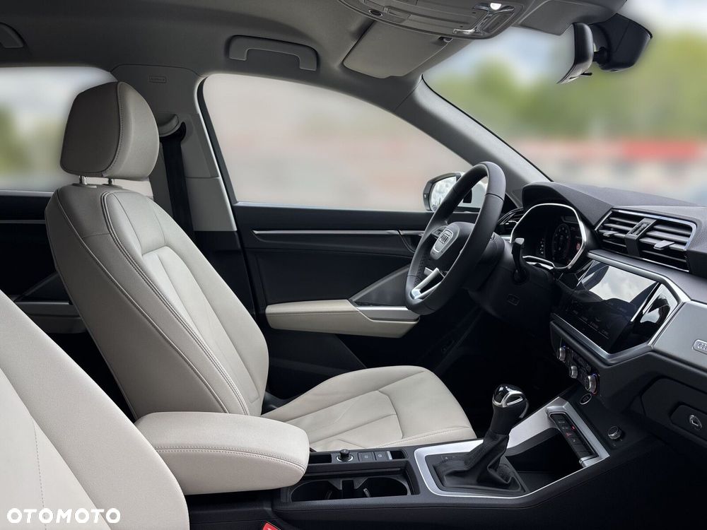 Audi Q3 35 TFSI mHEV S-Line S tronic - 14