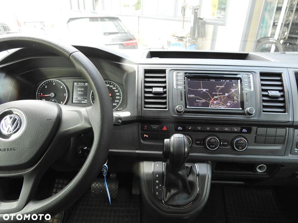 Volkswagen Caravelle 2.0 TDI L2 Highline DSG - 21