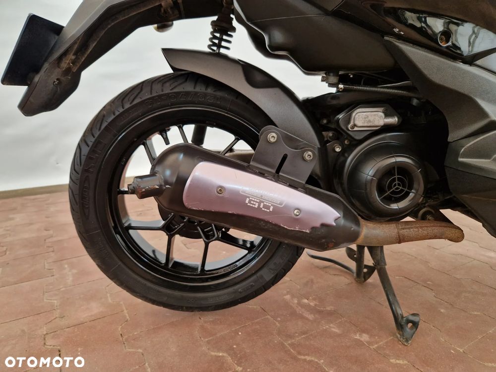 Aprilia SR - 21