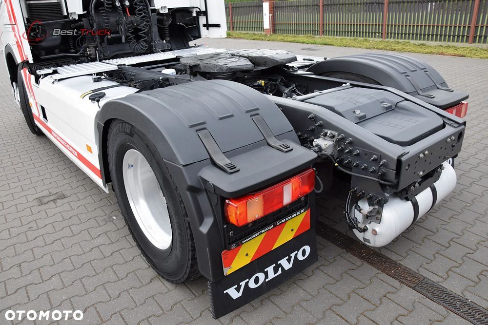 Volvo FH500 || GLOB XXL ||  I-PARK COOL || VIRTUAL COCPIT ||  LEWAREK PRZY SIEDZENIU   || ZBIORNIKI 1175 L || STAN . BDB || - 18