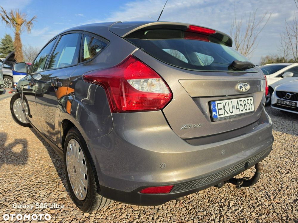 Ford Focus - 23