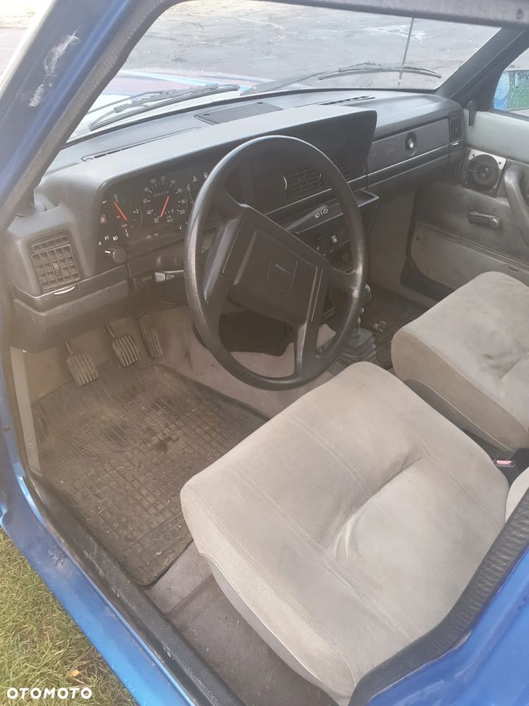 Volvo Seria 200 - 5