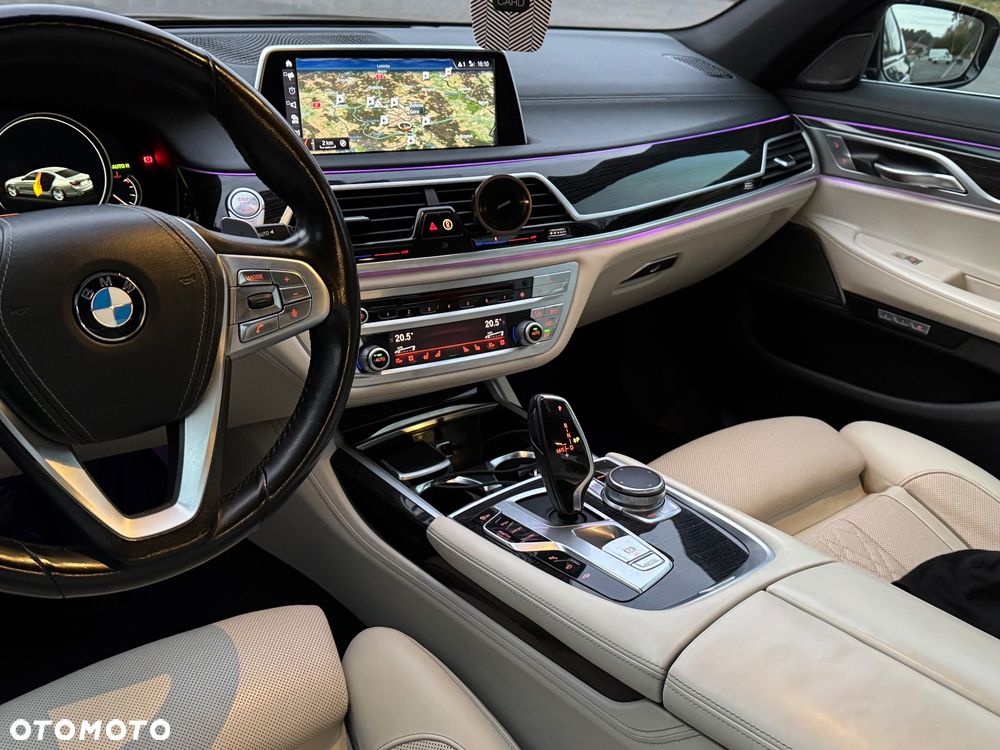 BMW Seria 7 740d xDrive - 16