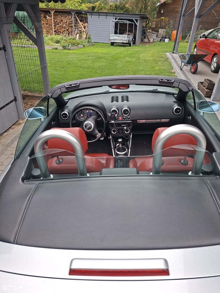 Audi TT Roadster - 6