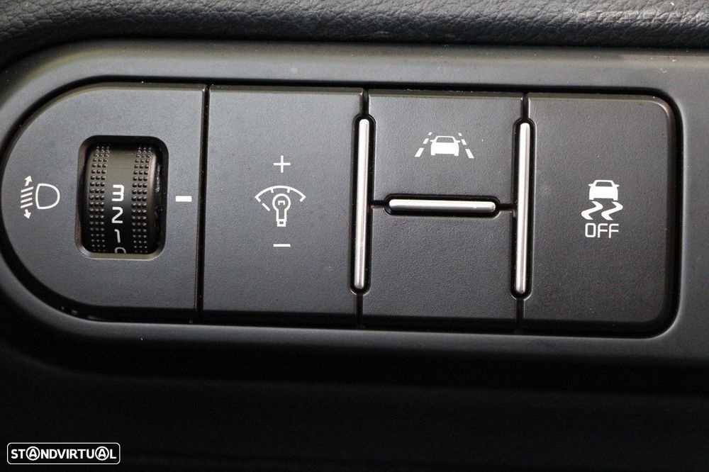 Kia Ceed 1.4 T-GDI TX+SRF 7DCT — fotografia 38