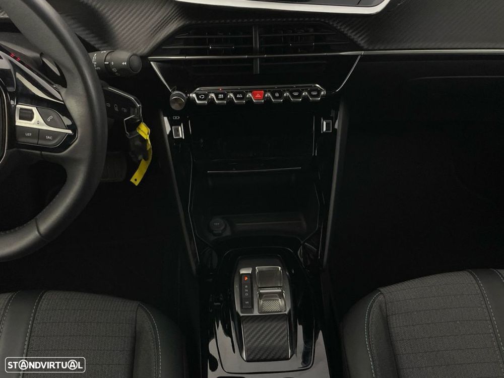 Peugeot 2008 1.2 PureTech Allure EAT8 - 16