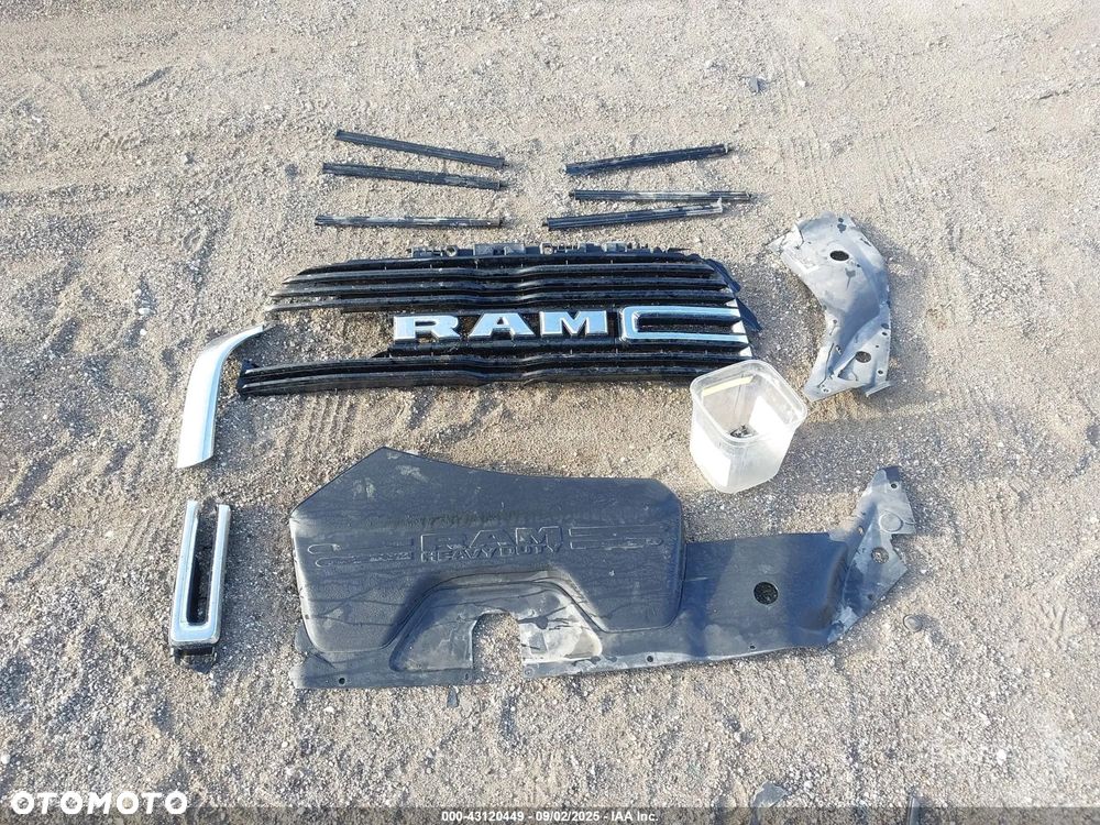 RAM 2500 - 13