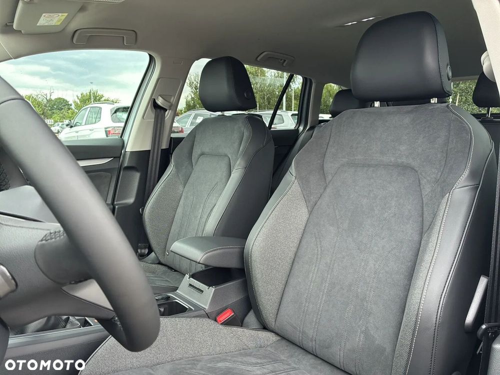 Volkswagen Golf - 6