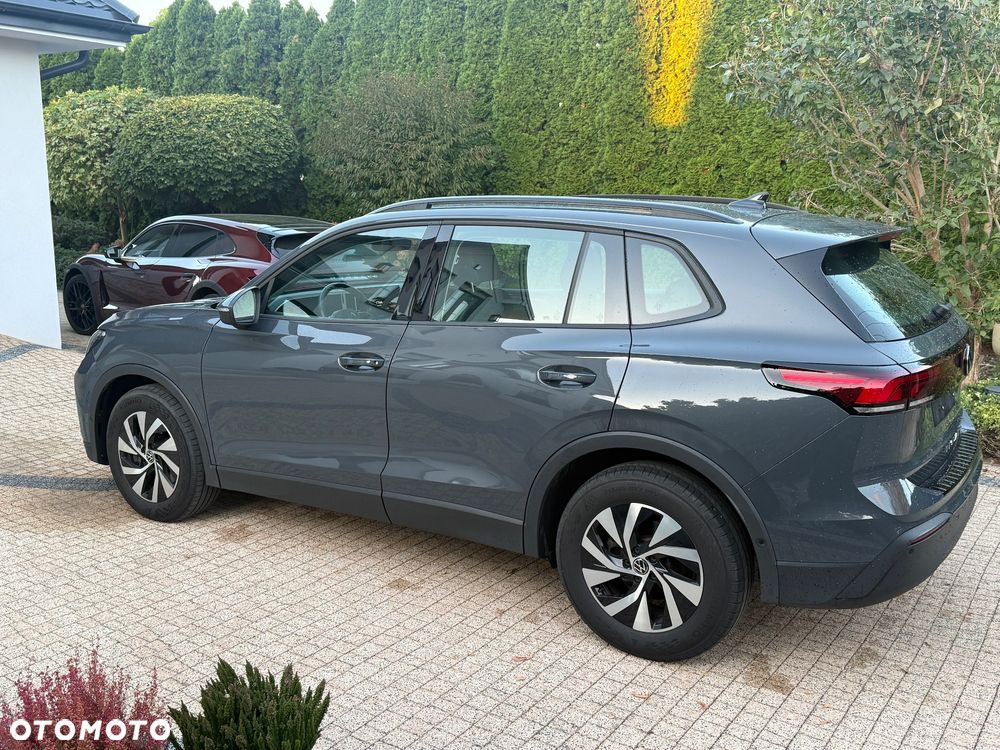 Volkswagen Tiguan - 3