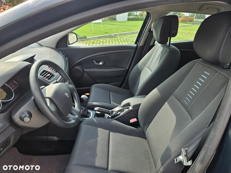Renault Megane 1.6 16V Authentique - 7