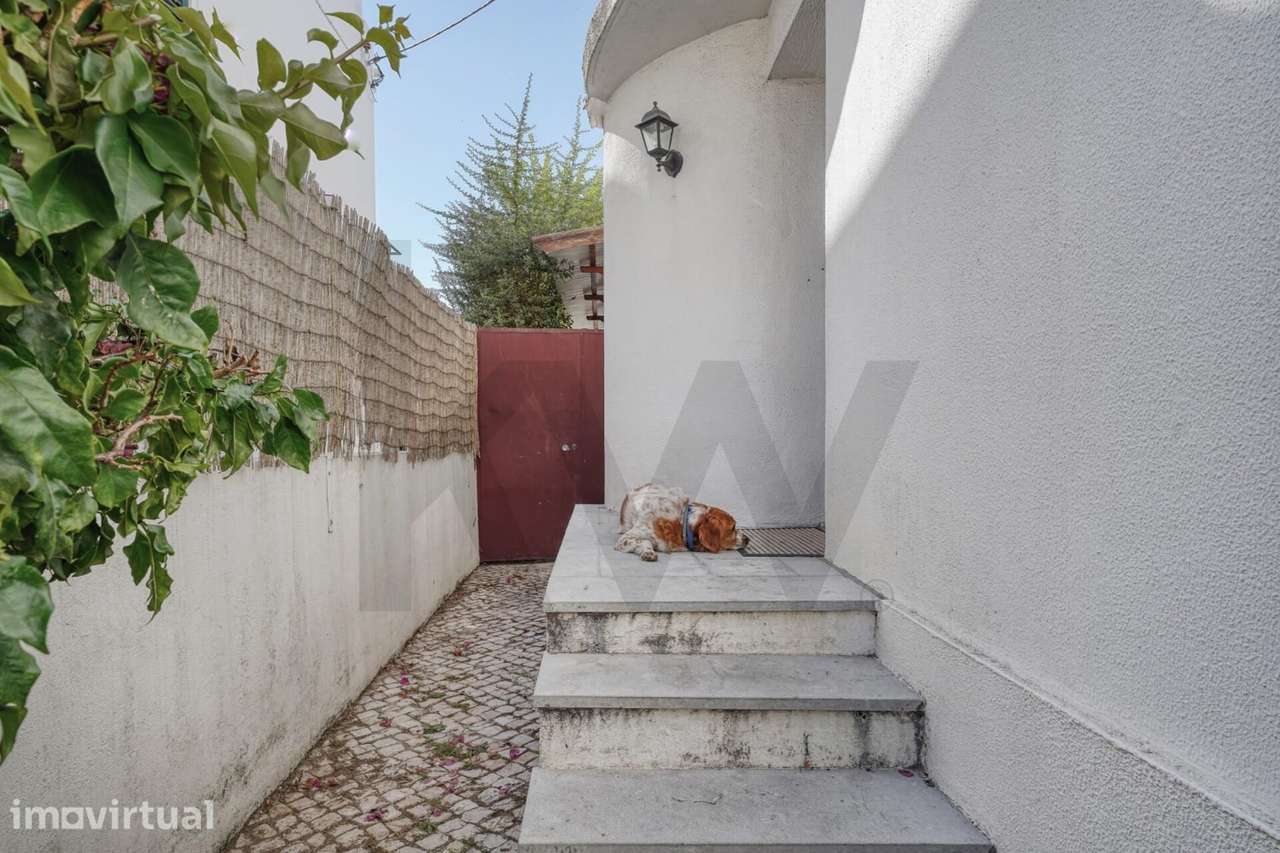 Fantástica Moradia V2+1 em Caselas | Lisboa - Grande imagem: 4/41