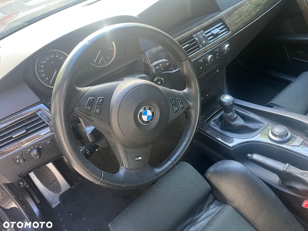 BMW Seria 5 - 12