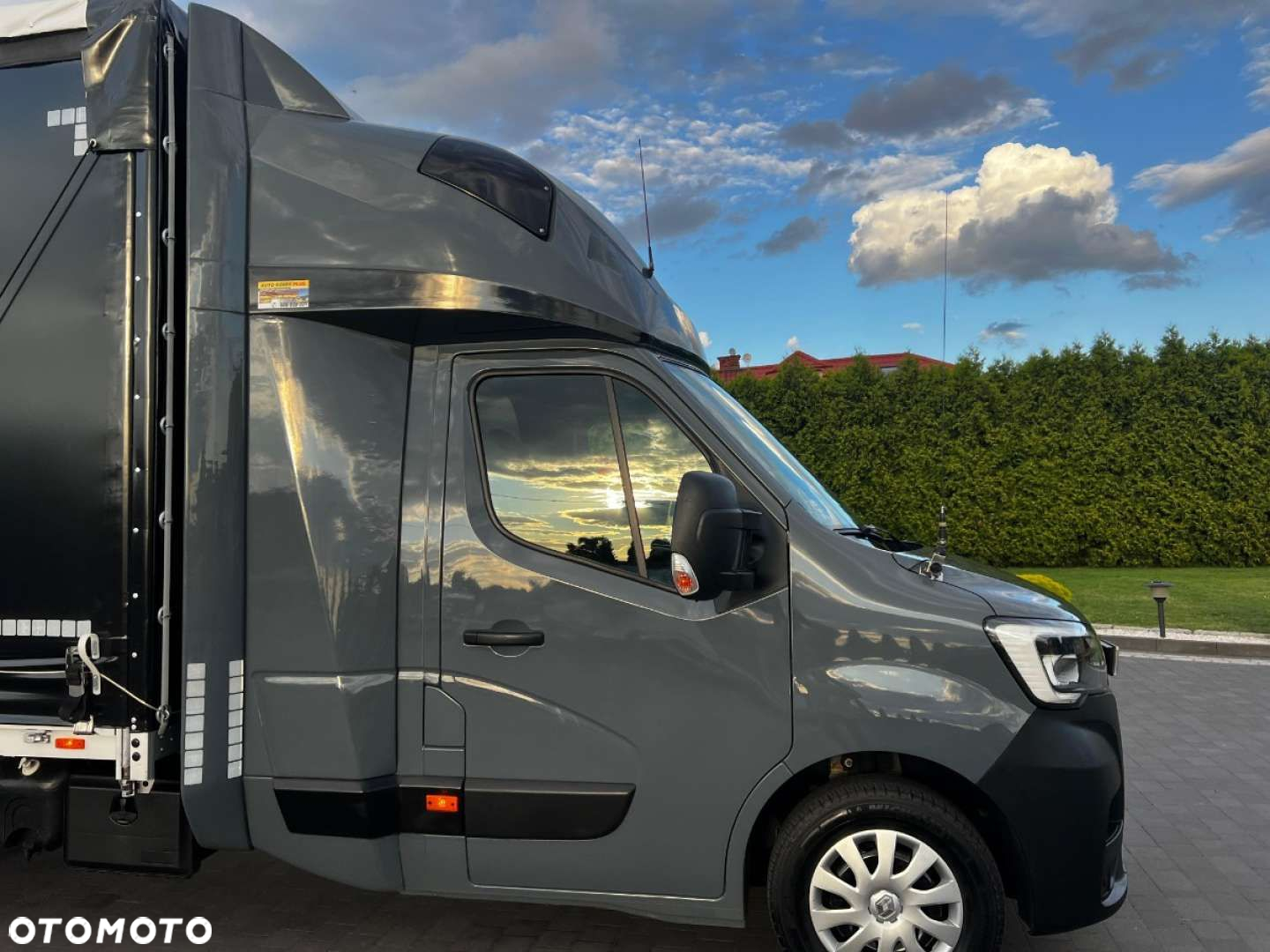 Renault Master 10 europalet - 9