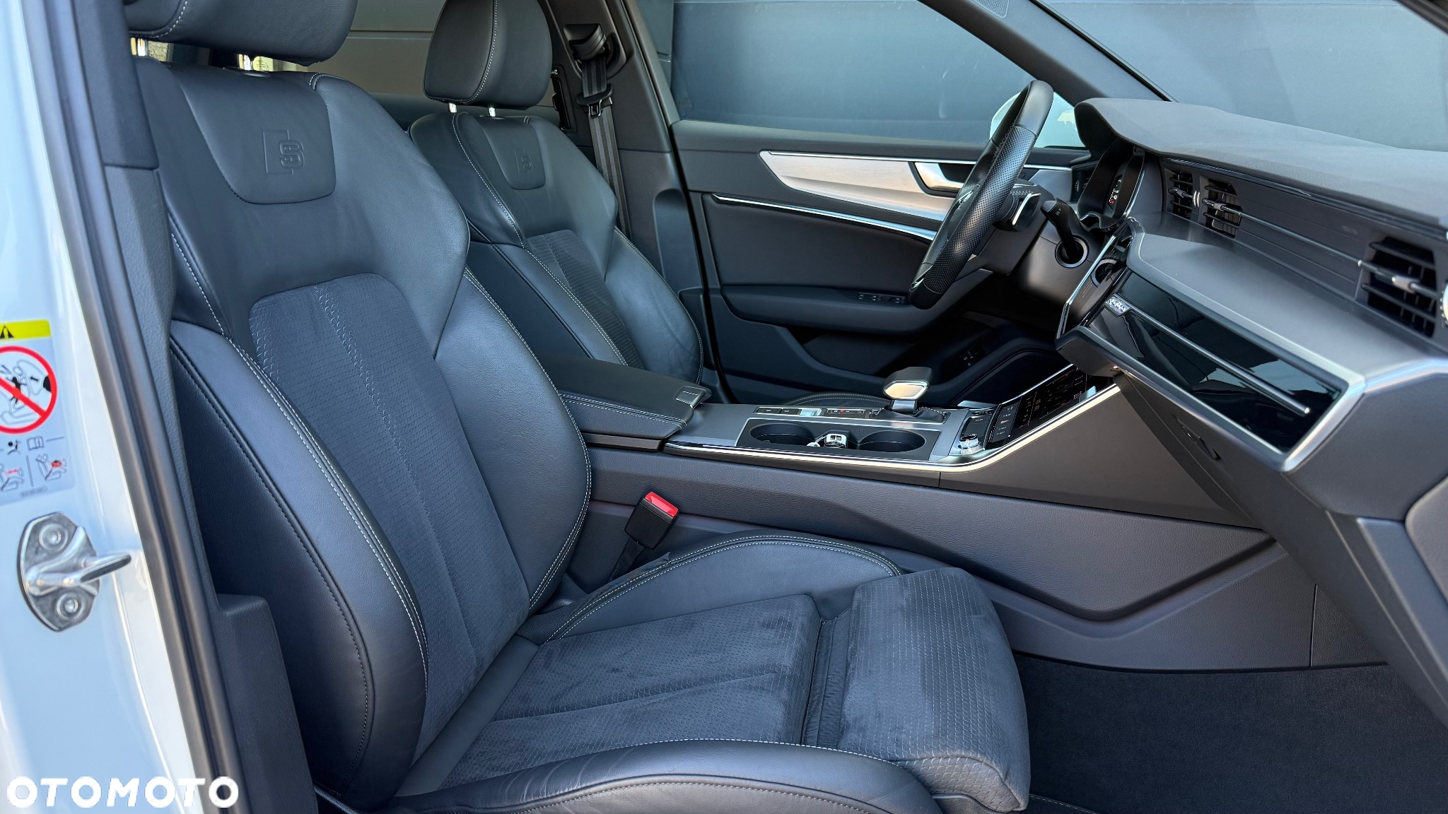 Audi A6 55 TFSI e quattro S tronic S line - 39