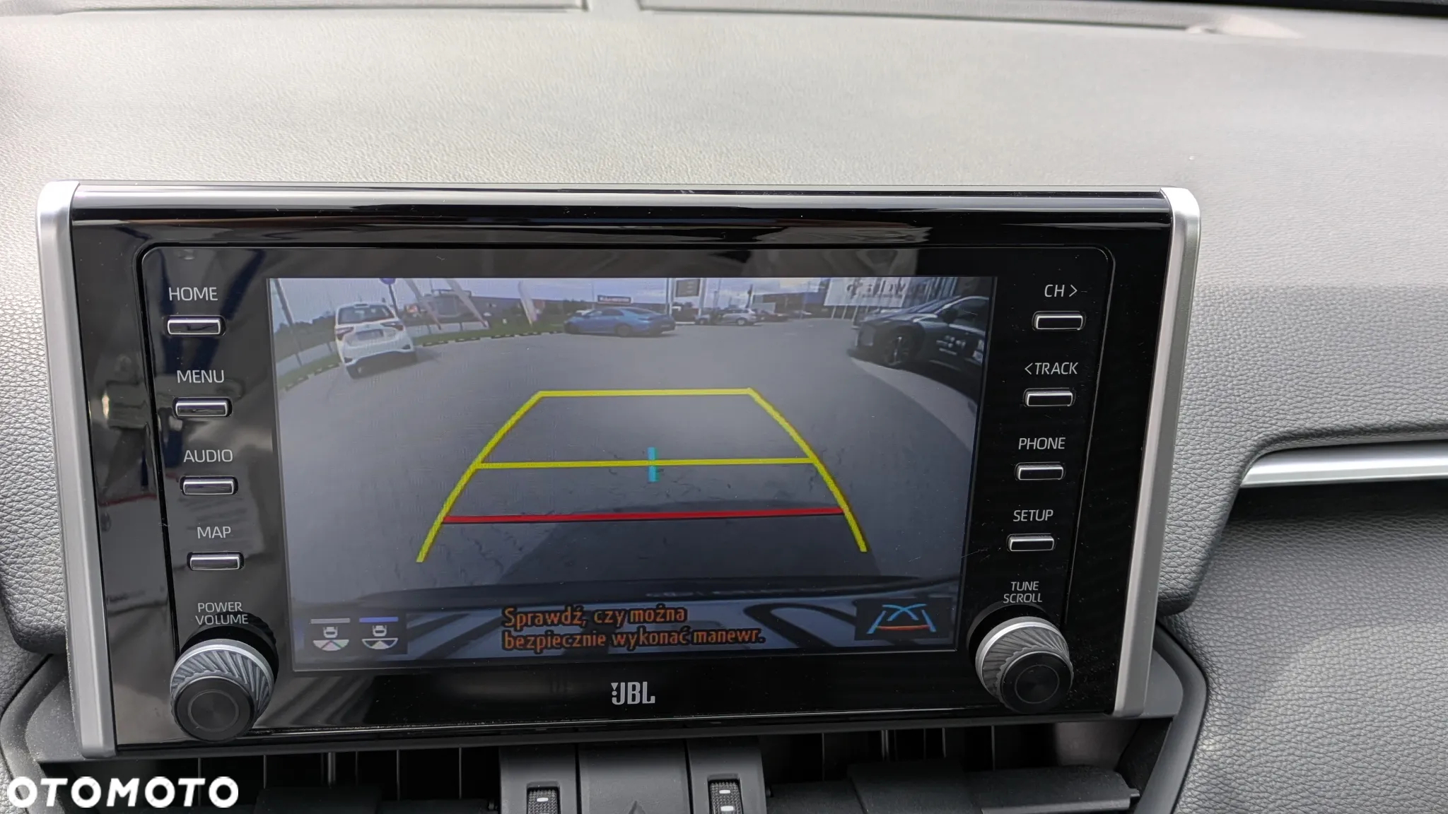 Toyota RAV4 2.5 Hybrid Black Edition by JBL 4x4 - 15