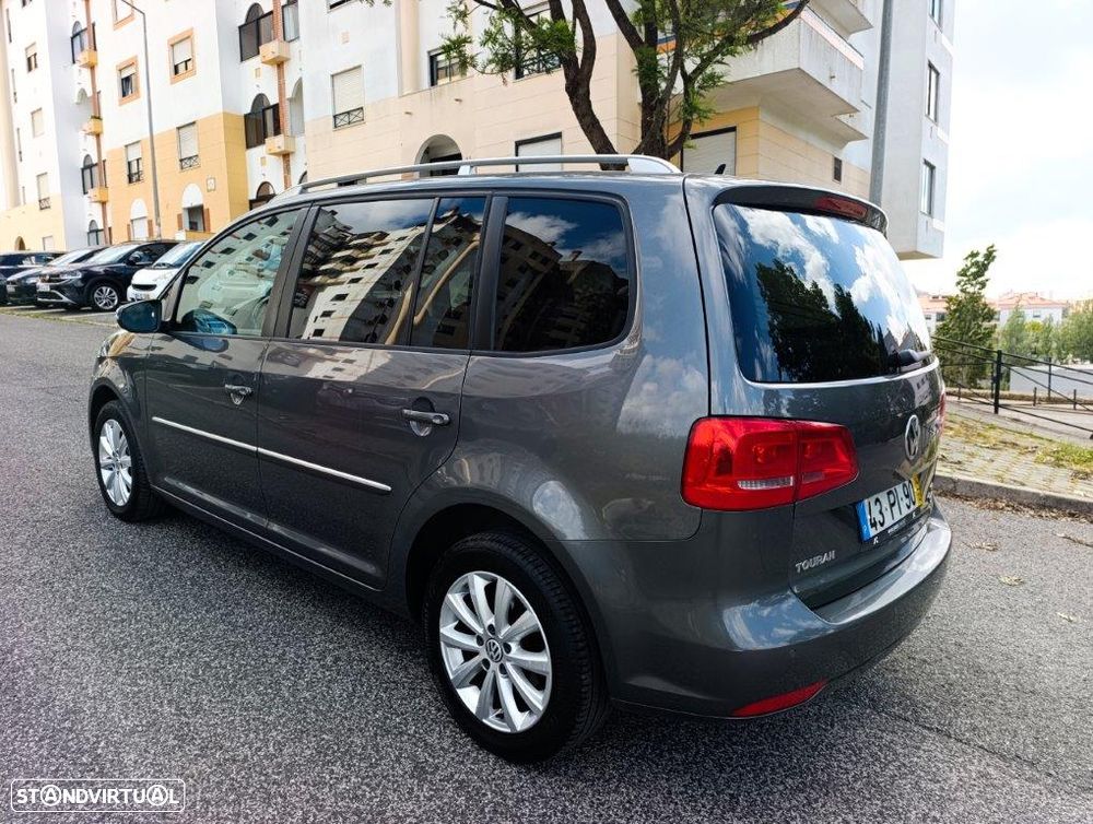 VW Touran 1.6 TDI Blue.Trendline 7L - 5