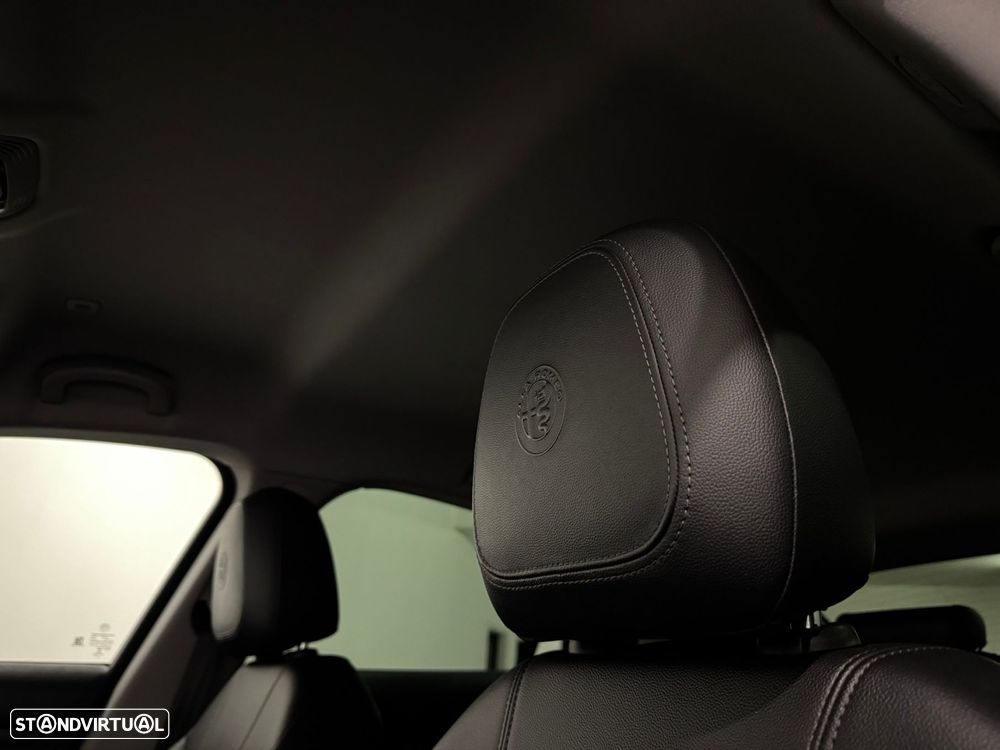 Alfa Romeo Stelvio 2.2 D Super AT8 - 32