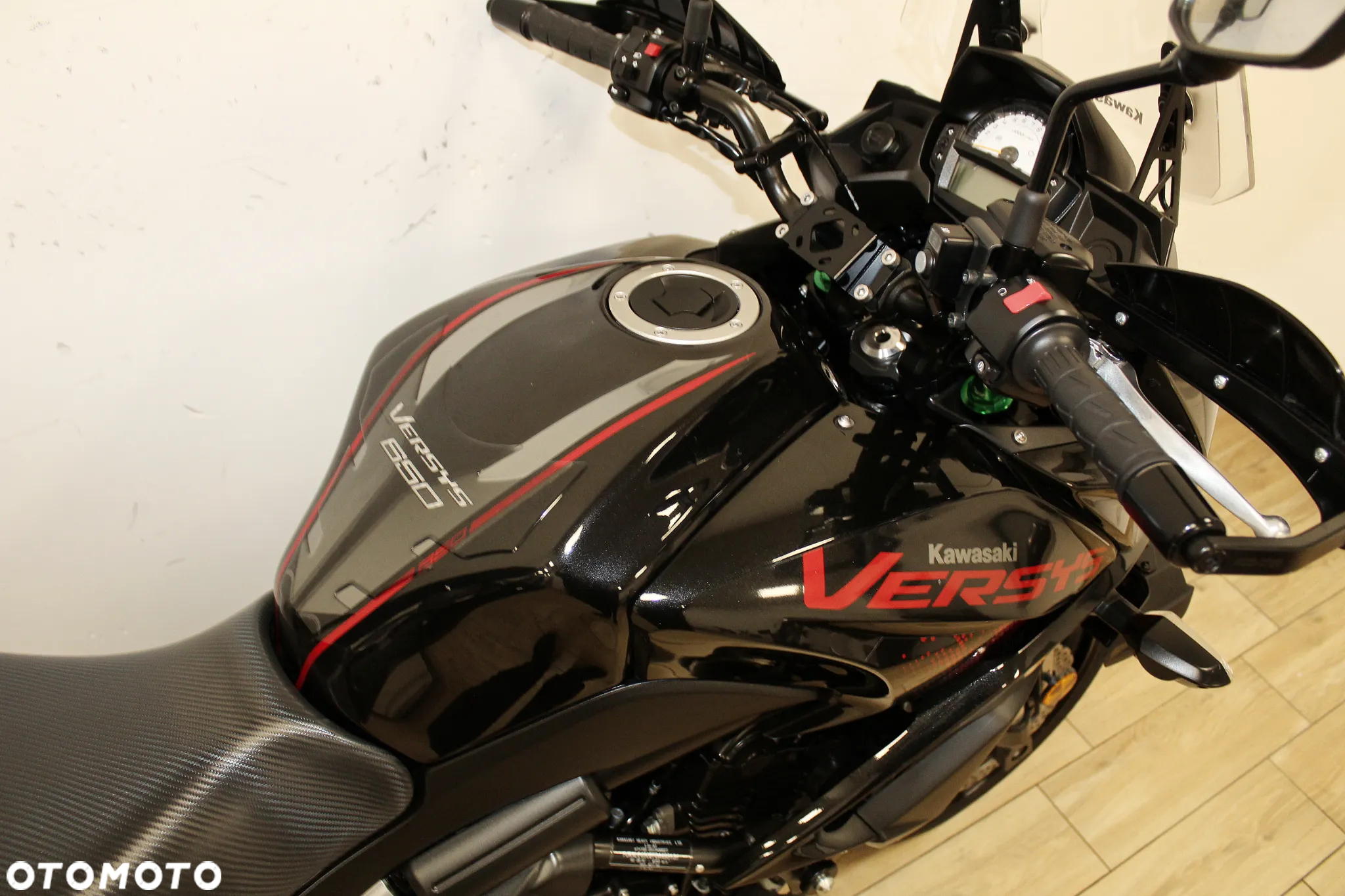 Kawasaki Versys 650 - 15