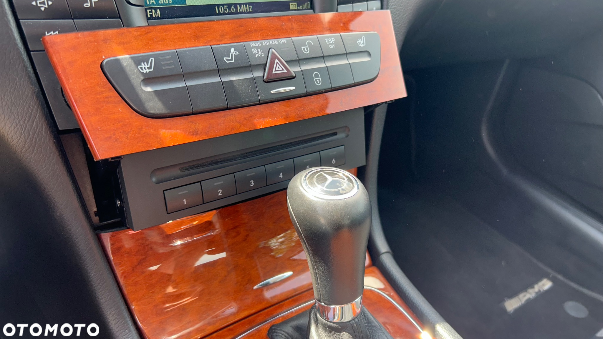 Mercedes-Benz Klasa E 200 T Kompressor Automatik Elegance - 35