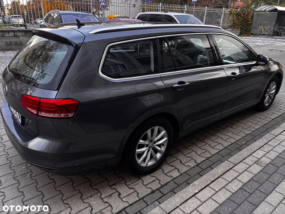 Volkswagen Passat - 6