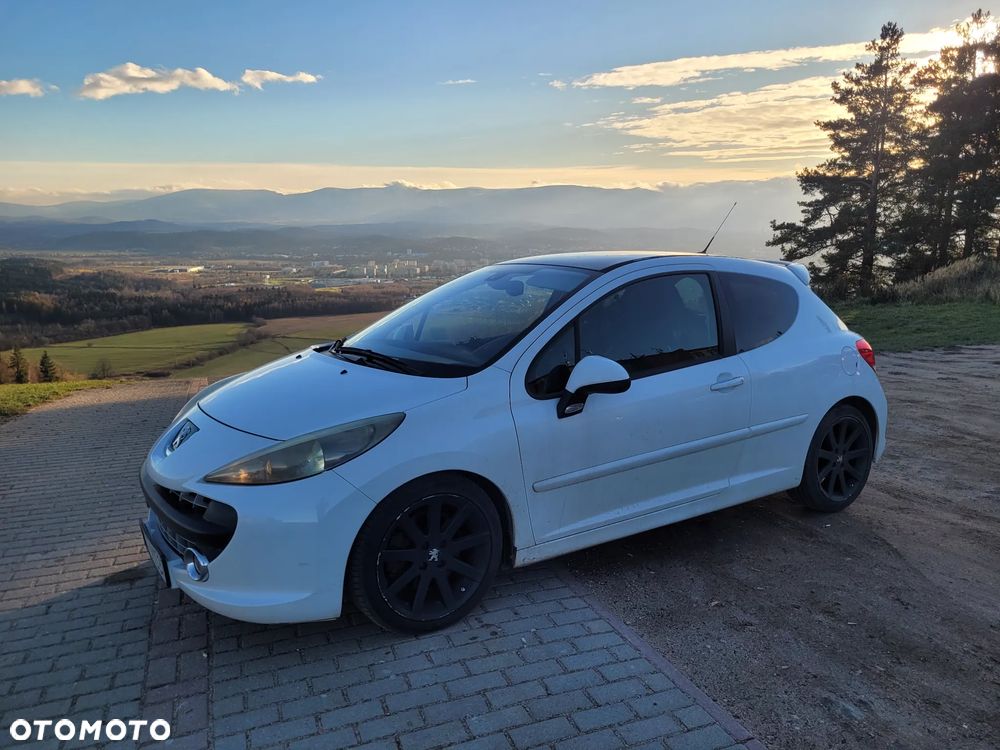 Peugeot 207 RC - 3