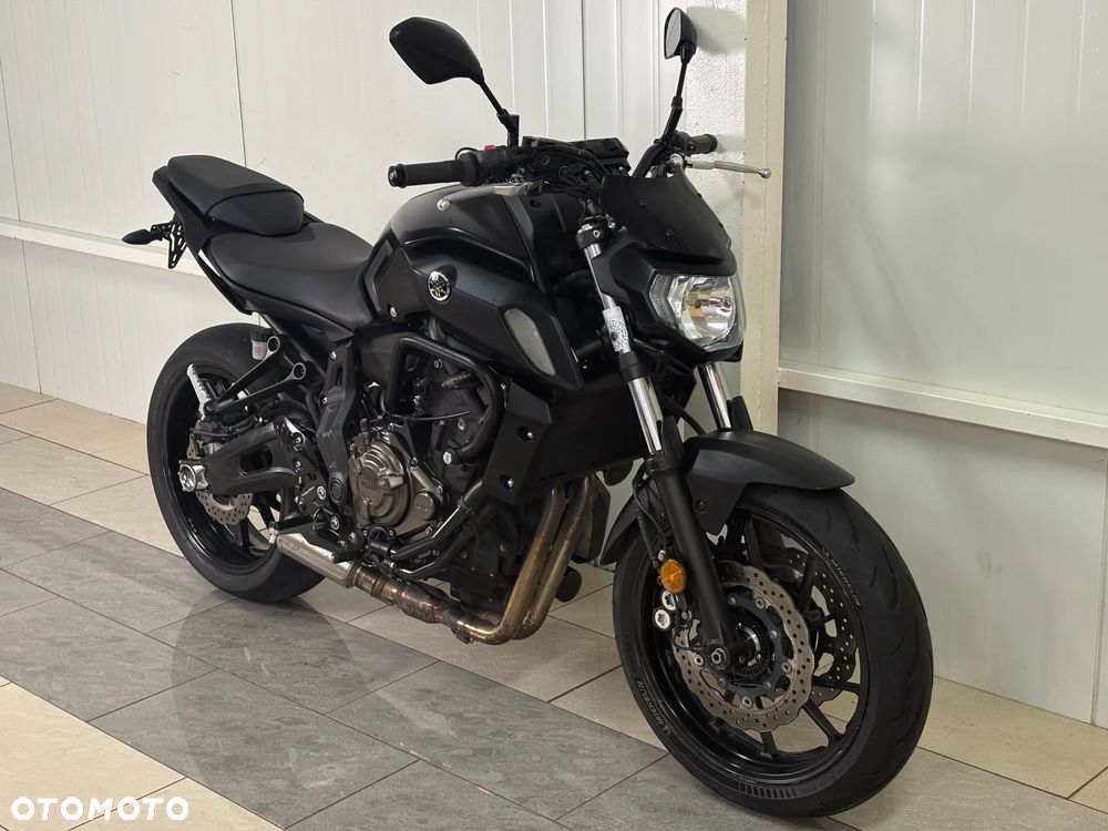 Yamaha MT - 4