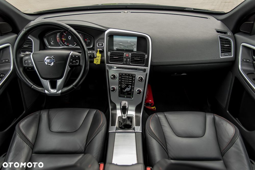 Volvo XC 60 D4 Ocean Race - 21