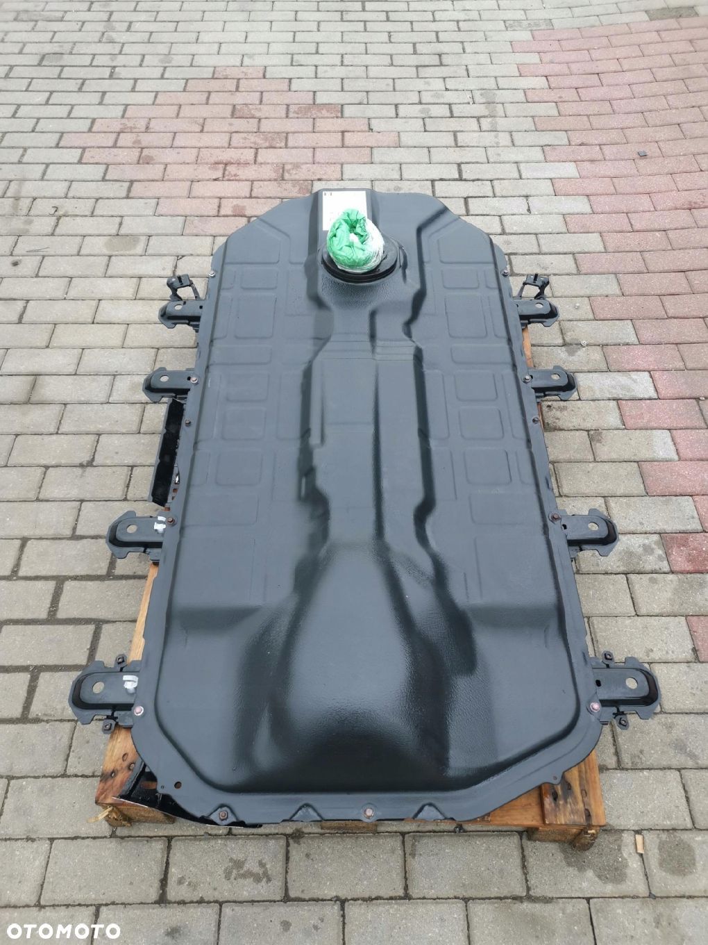 OUTLANDER III PHEV BATERIA AKUMULATOR OBUDOWA - 1
