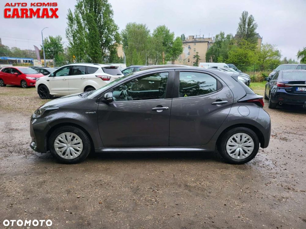 Toyota Yaris - 4