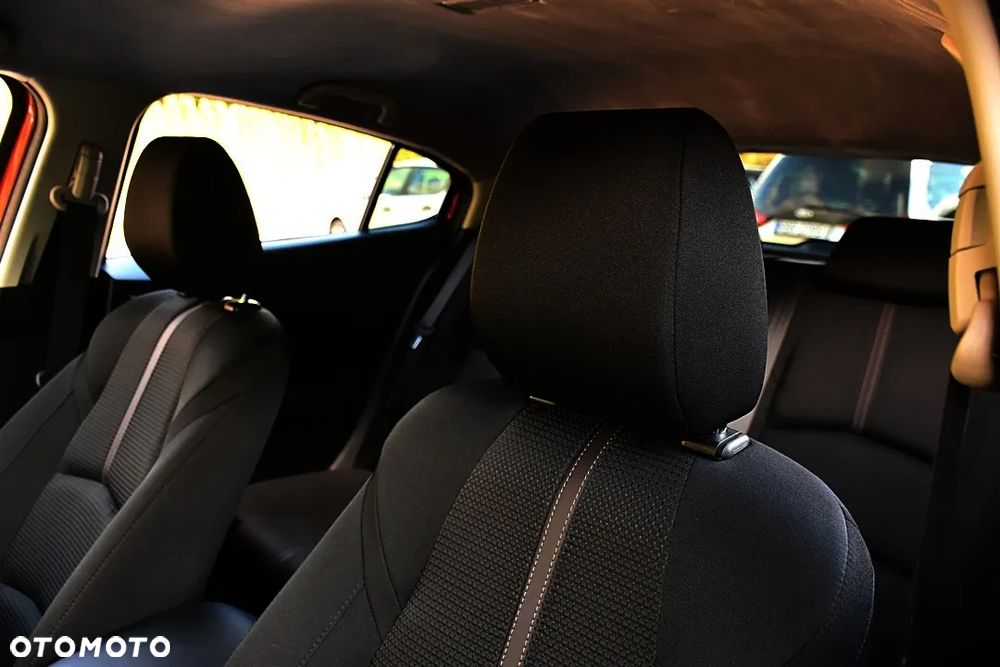 Mazda 3 SKYACTIV-G 120 Exclusive-Line - 31