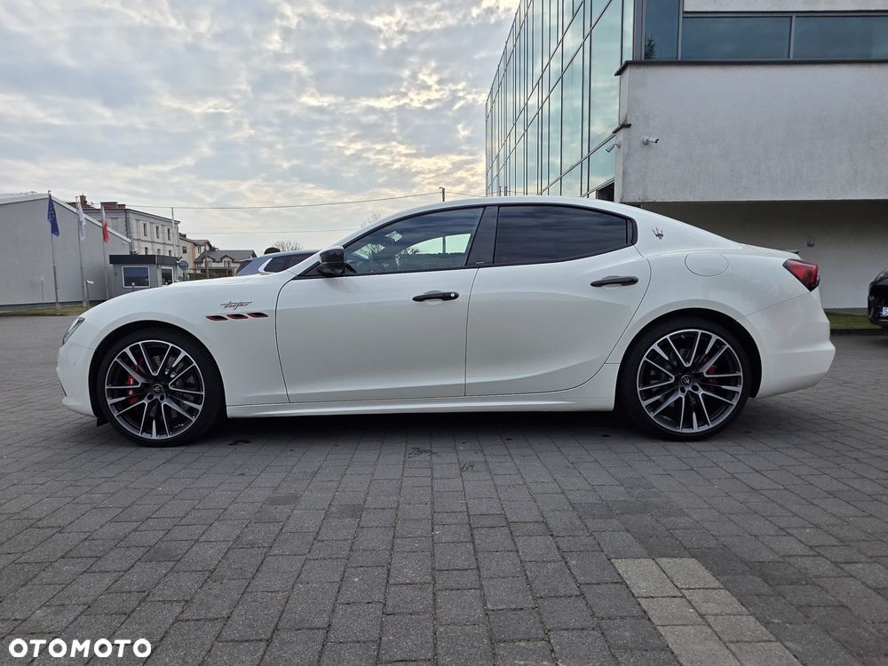 Maserati Ghibli - 3